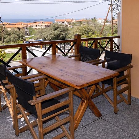 Sea View Apartment Grek Nea 2 Nea Roda Dış mekan fotoğraf