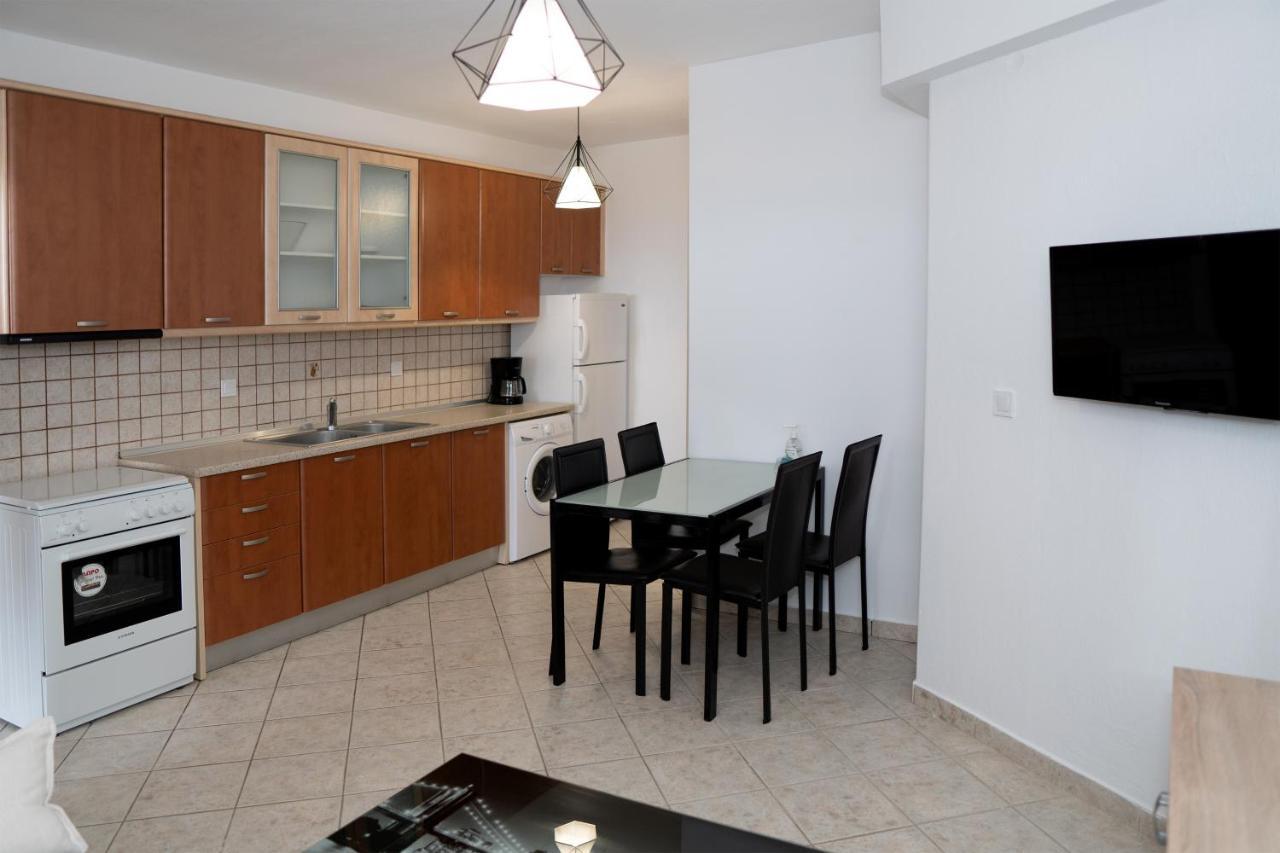 Sea View Apartment Grek Nea 2 Nea Roda Dış mekan fotoğraf